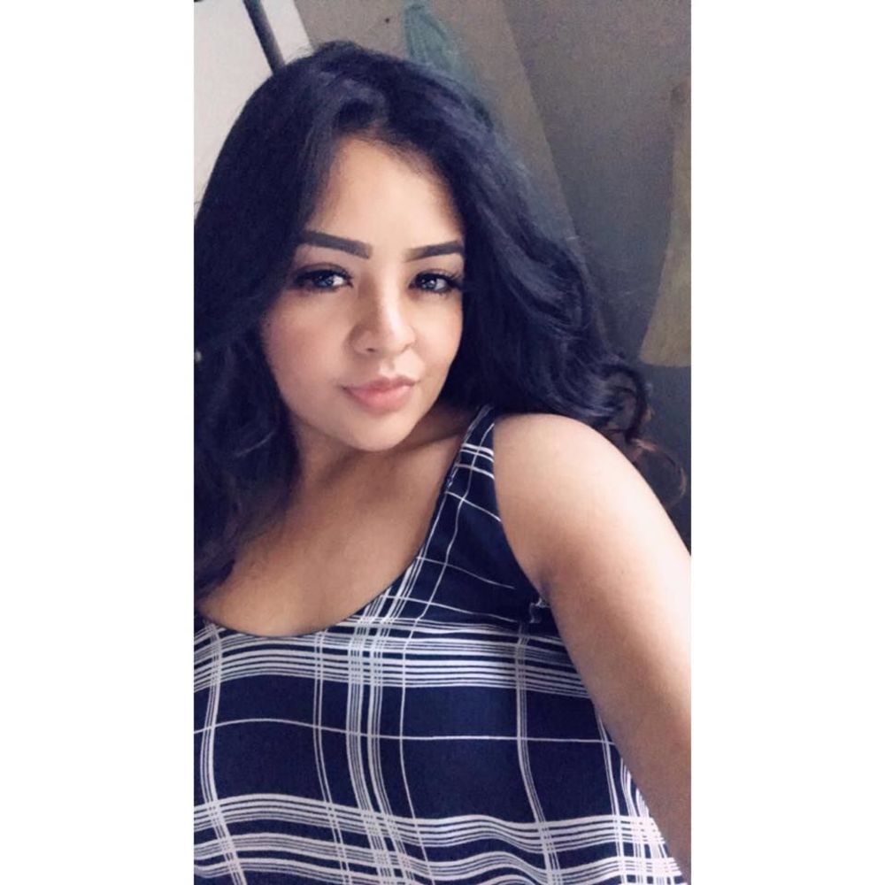 Meet your Posher, Elizabeth